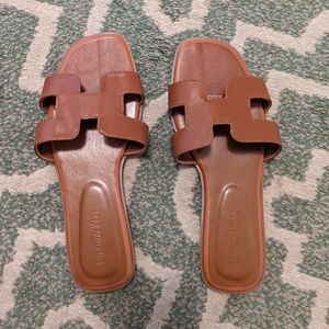 Women's brown sandals